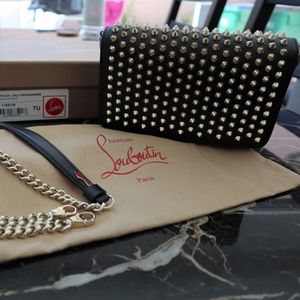 CHRISTIAN LOUBOUTIN Zoompouch Spikes Clutc…